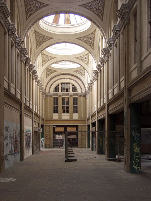 Swan_Royal_Arcade_West